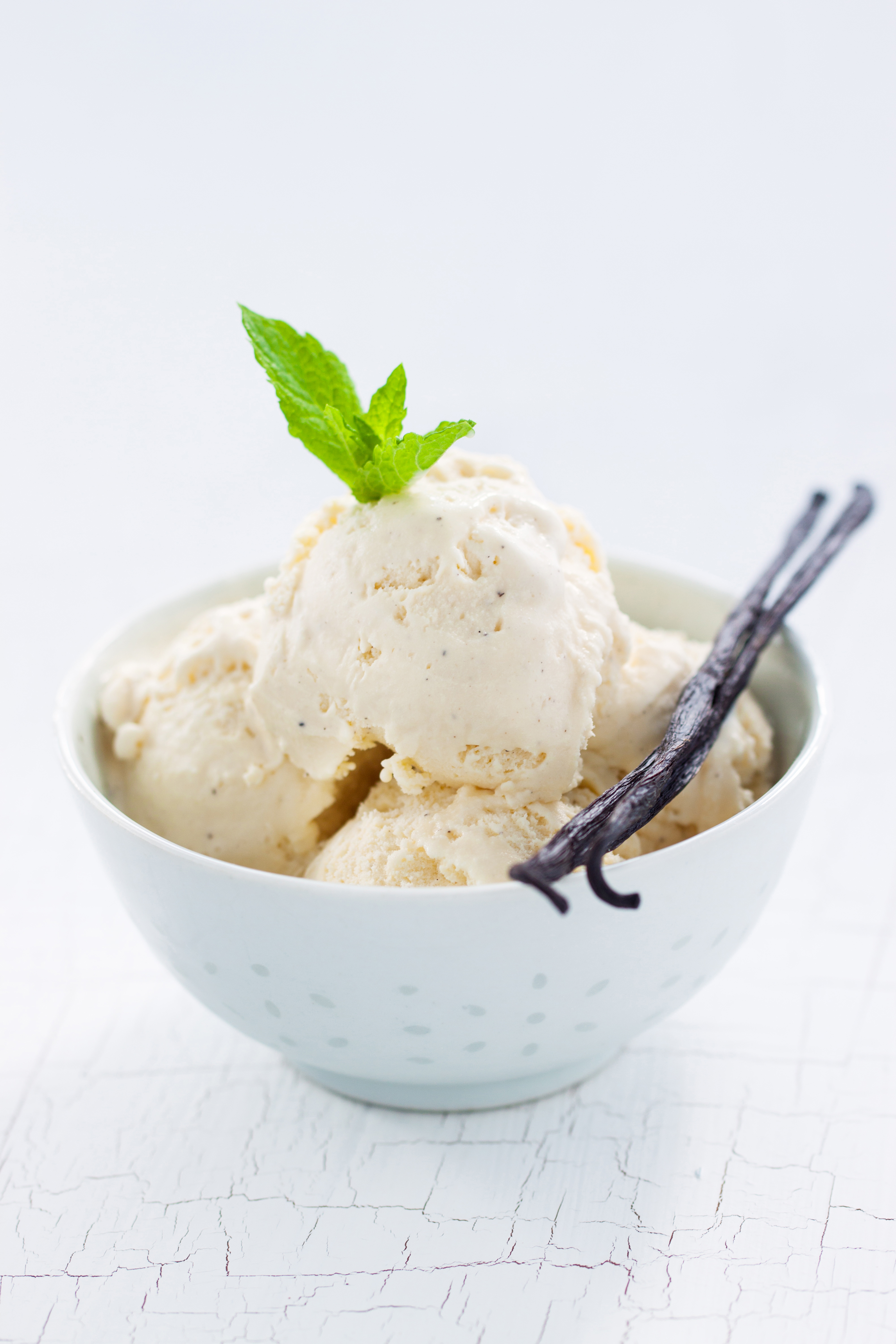 Postre de vainilla premium con vaina natural